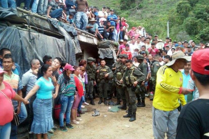 Cerca de 3 mil desplazados dejaría militarización de El Mango, Cauca