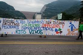 Desalojan forzadamente a víctimas que protestaban contra Hidrosogamoso