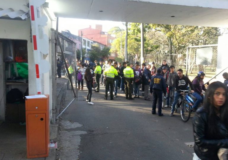 Sigue la policía en la Universidad Nacional