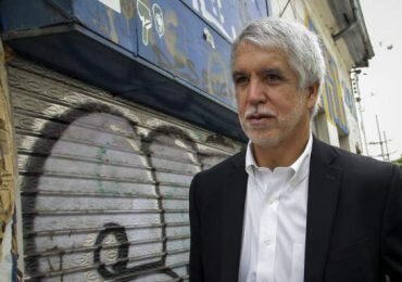 Enrique Peñalosa repite alcaldía de Bogotá