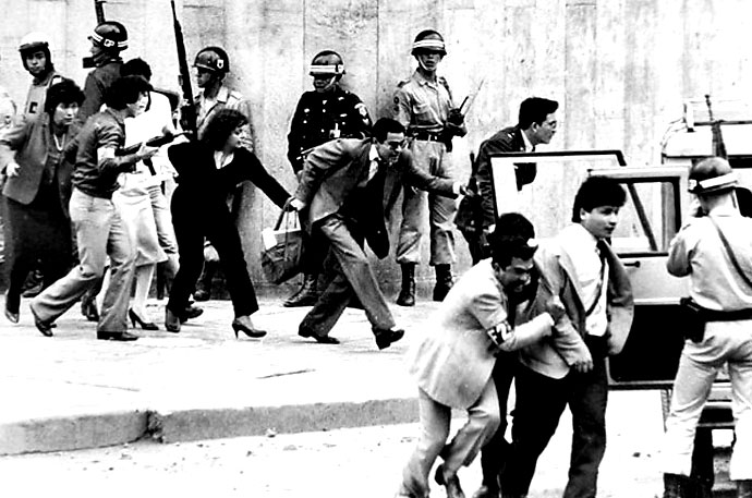 ¿Quién responde por las entregas equivocadas del holocausto palacio de justicia?