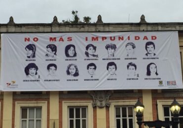 Tejiendo, familiares conmemoran 33 años del Palacio de Justicia
