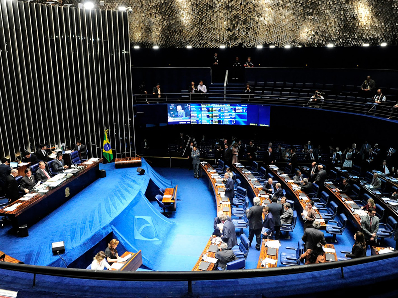 Rousseff presentará su defensa ante Comisión liderada por la oposición