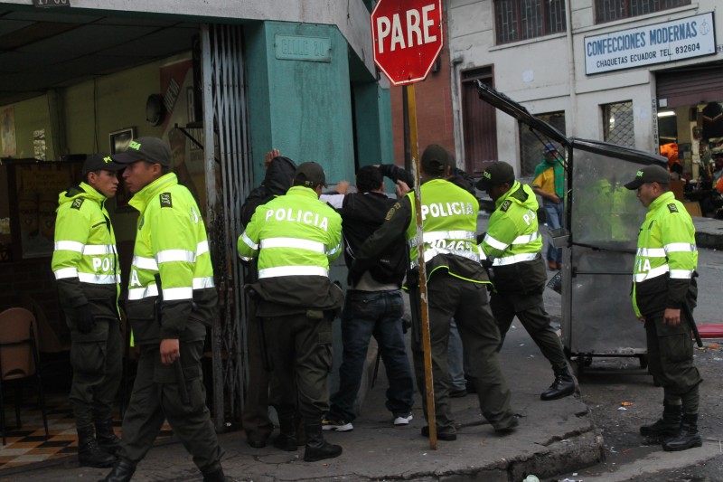 "Código de Policía es para una dictadura, no para el posconflicto": Alirio Uribe