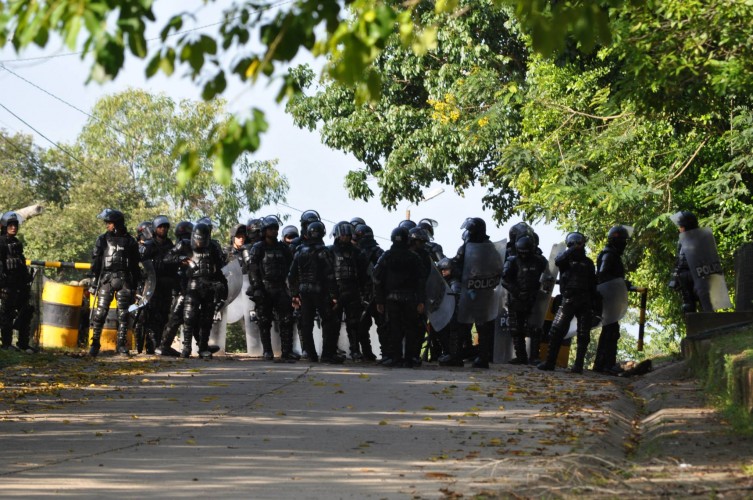 La represión y el terror armas de control social de Gobiernos Latinoamericanos