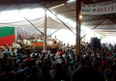 Histórico encuentro entre comunidades indígenas y delegaciones de paz en Cauca