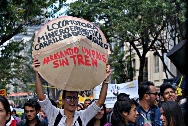 Organizaciones nacionales e internacionales piden a la Corte Constitucional que no limite consultas populares