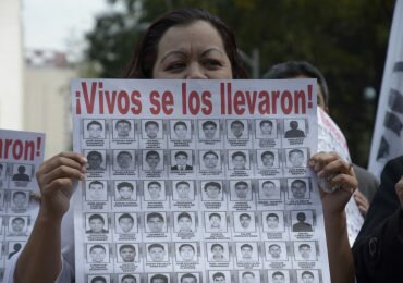 Continua asesinatos en contra de los normalistas de Ayotzinapa