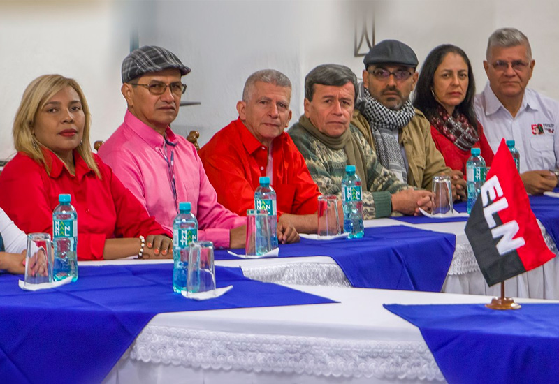 "Para negociar es necesario abrir debates y para eso se requiere a la sociedad" ELN
