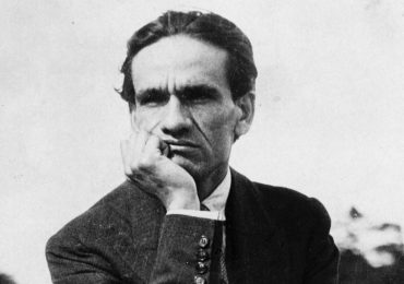 Un siglo y un cuarto de César Vallejo