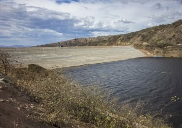 Muro de contención de Hidroeléctrica El Quimbo se completó con "arcilla y arena"