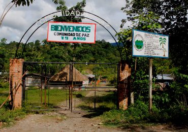 14 años después, San José de Apartadó sigue bajo control paramilitar