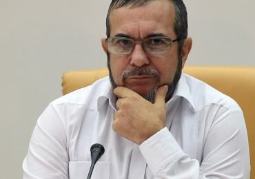 “Esperamos sus hechos, Presidente, haga honor a su palabra” Timoleón Jiménez a Santos