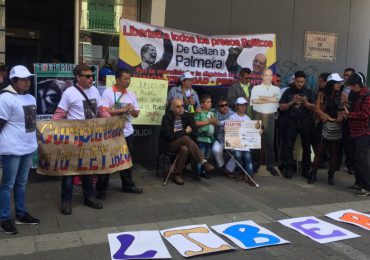 Amenazan con "aislamiento" a presos de las FARC en huelga de hambre