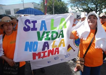 Diciembre 7: Gran movilización nacional en favor de las Consultas Populares