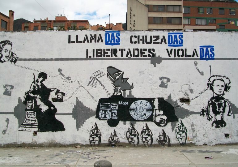 “Son más importantes los crímenes del DAS que los trinos de Uribe” Alirio Uribe