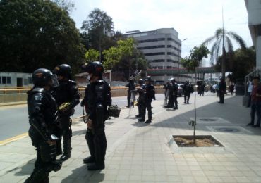 Pretenden judicializar a estudiantes de Bucaramanga por defender el bosque del colegio