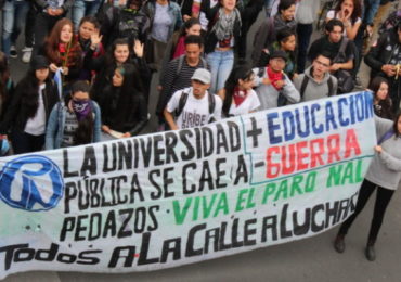 Estudiantes de la capital se reencuentran por la educación superior