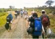Al menos 80 personas desplazadas permanecen en retén ilegal en Argelia, Cauca