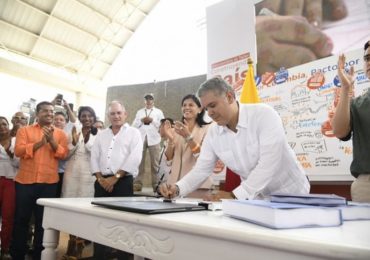 Pacto por Colombia: Un pacto excluyente