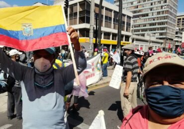 Ecuador de nuevo en las calles contra imposiciones de Lenin Moreno