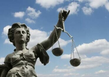 Otra Mirada: Los alcances de la justicia para las grandes reformas y pagar las grandes deudas