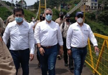 Con gritos de paz y justicia rechazan presencia de Iván Duque en Samaniego