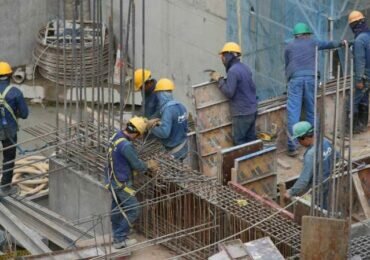 «Reforma laboral por decreto» denuncian gremios y sectores políticos