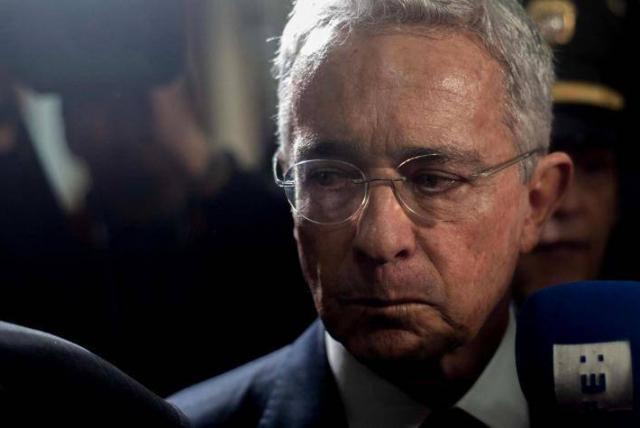 A pesar de la defensa de la Fiscalía y la Procuraduría avanza proceso contra Álvaro Uribe