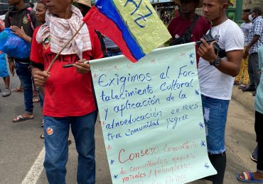 Congresistas respaldaron a comunidades marchantes de Montes de María