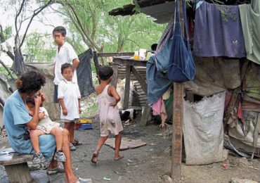 Pobreza y desempleo, causas de la guerra en Arauca