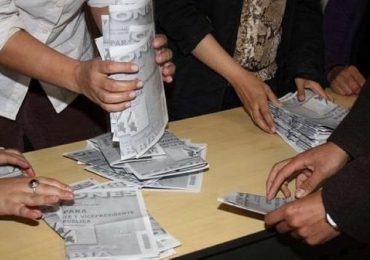Registraduría y gobierno no tienen legitimidad para hacer el reconteo de votos: Bejarano