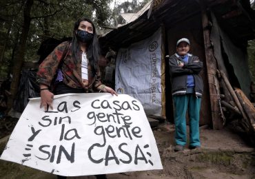 Familias de los Cerezos en Bogotá resistieron la intención de desalojo