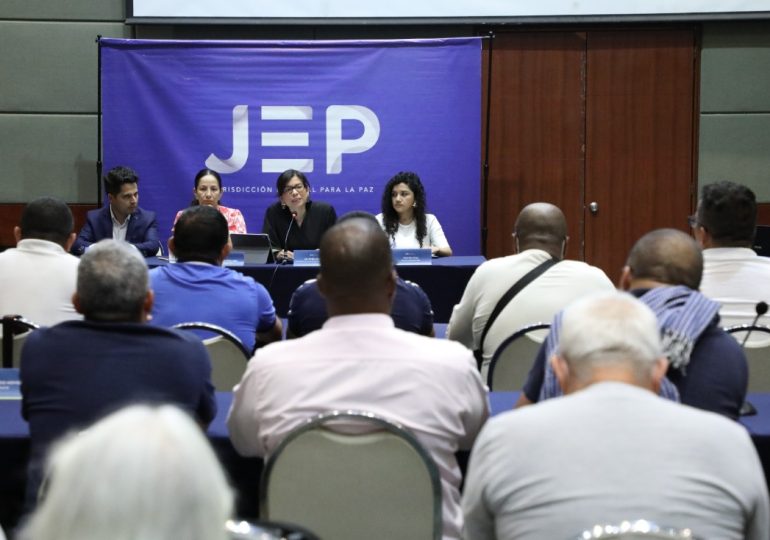21 exintegrantes de las antiguas FARC-EP comparecieron ante la JEP en el caso 07, asociado con el reclutamiento y utilización de niños y niñas