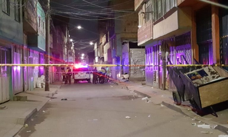La violencia se sigue tomando las calles de Bogotá, hallan 3 cuerpos en la localidad Kennedy