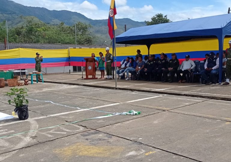 La Armada Nacional pidió perdón a la Comunidad Wounaan Santa Rosa de Guayacán por fallas en la garantía de seguridad para el retorno